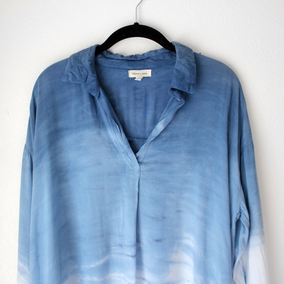 ✨UO - Blue Bridgette Dip-dye Popover Shirt ✨ - Picture 3 of 8